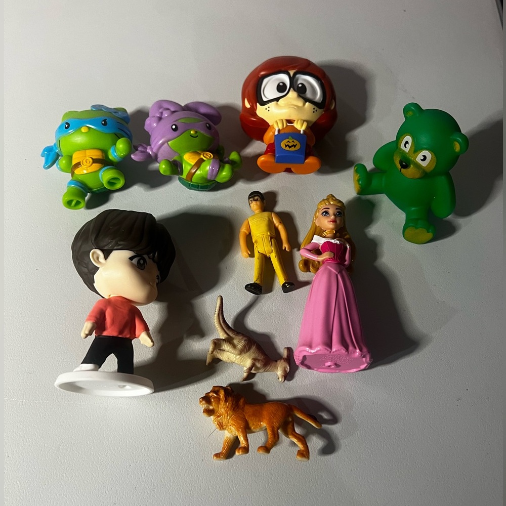 Random toy lot
